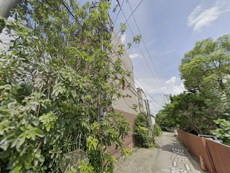 66快速道路【邊間透天】快速路二段616巷151號 法拍屋照片3