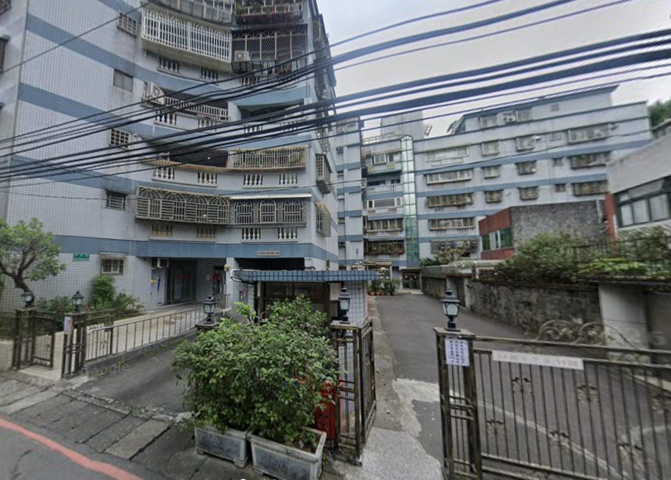 中正國小【中正新都】中正路247巷24弄5號1樓 法拍屋照片3