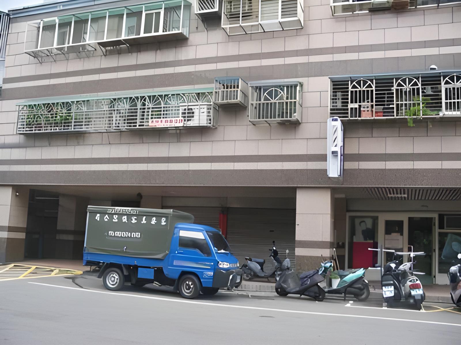 【收租商場店面】8車位立仁街42號地下一層 法拍屋照片5