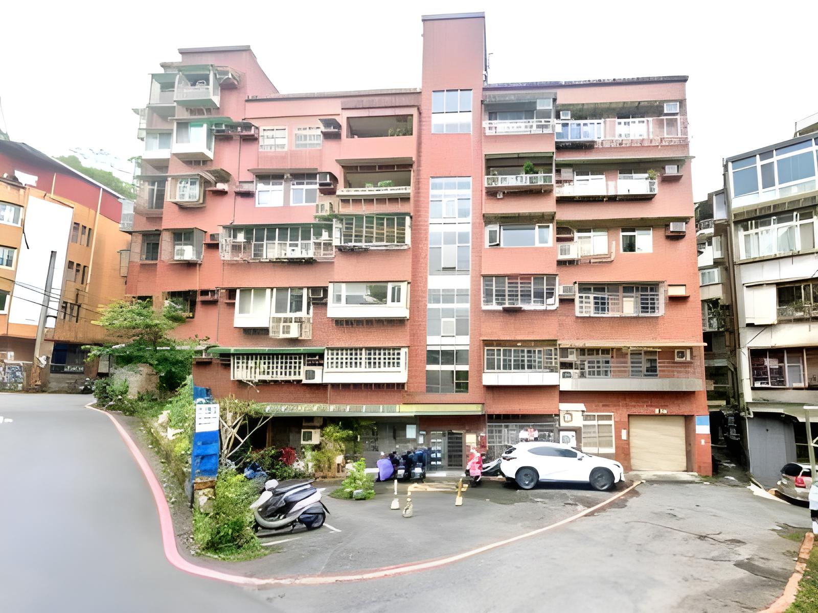 青潭國小【竹林山水】竹林路80號2樓 法拍屋照片3