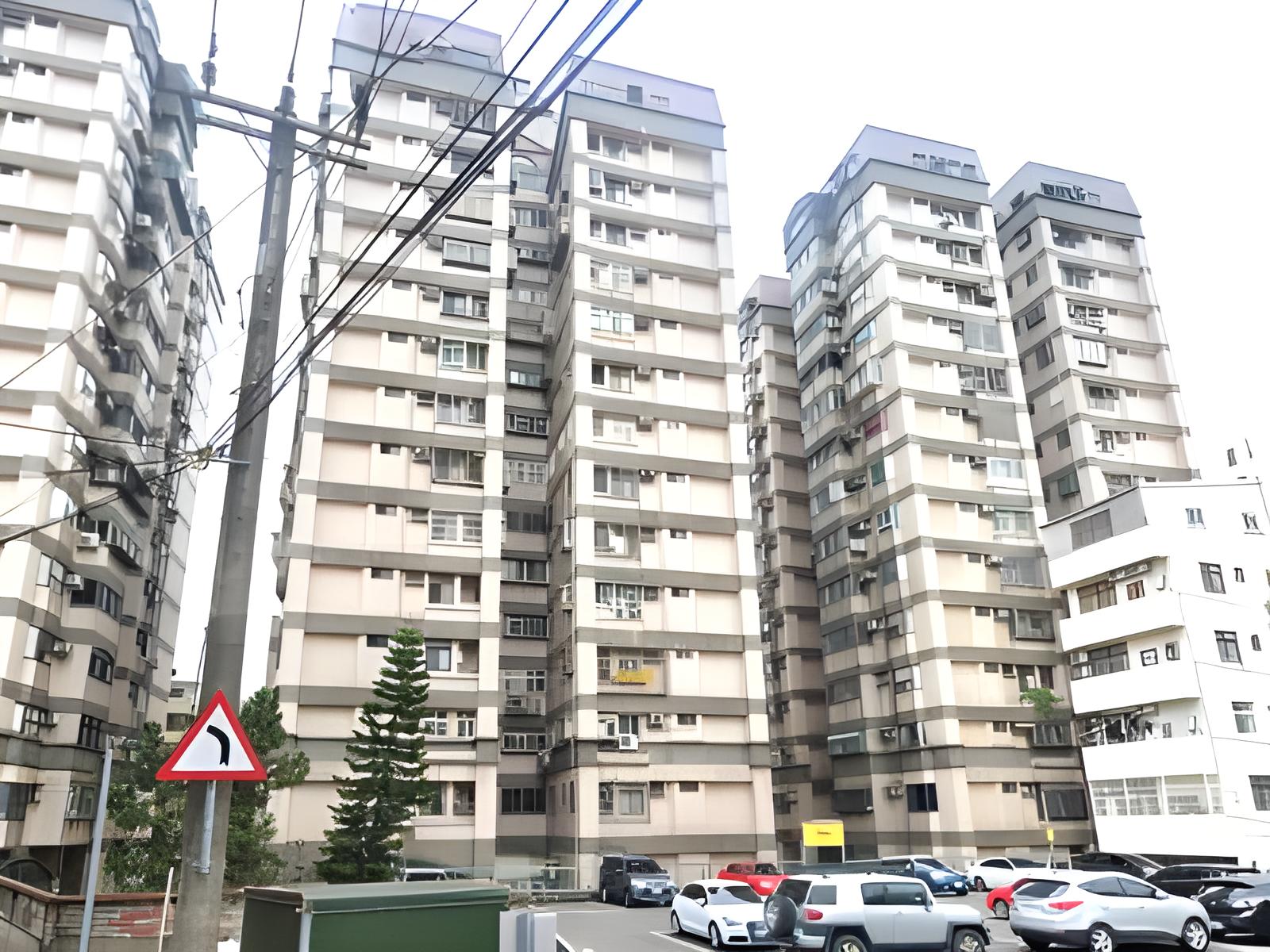 文化國小【中央甲天廈】文化街24巷1號3樓2 法拍屋照片
