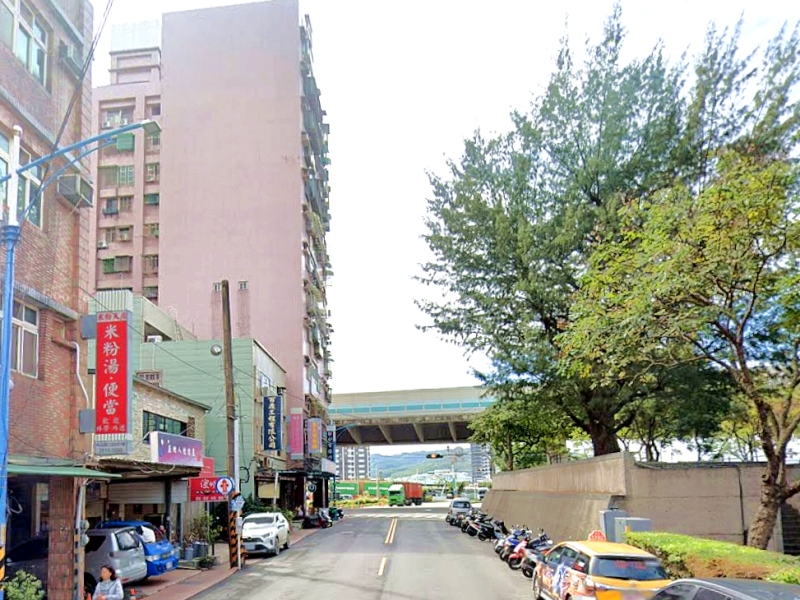 64快速道路【港都大樓】中山路二段459號9樓 法拍屋照片8