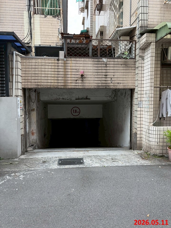頂樓露臺【雙車位】通河東街一段9巷6號5樓 法拍屋照片8
