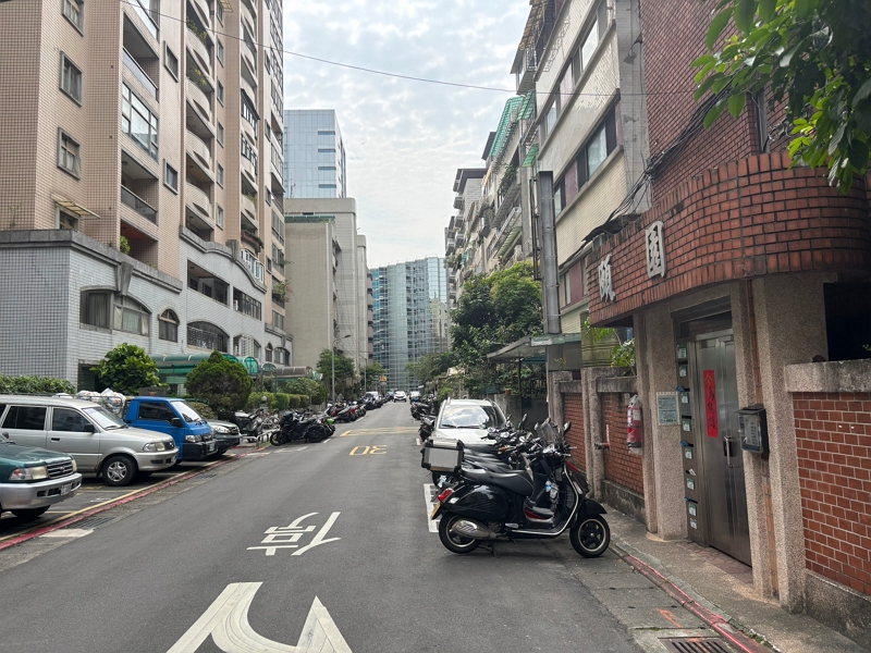 1樓B1【中山國中】民權東路三段106巷3弄32號1樓 法拍屋照片4