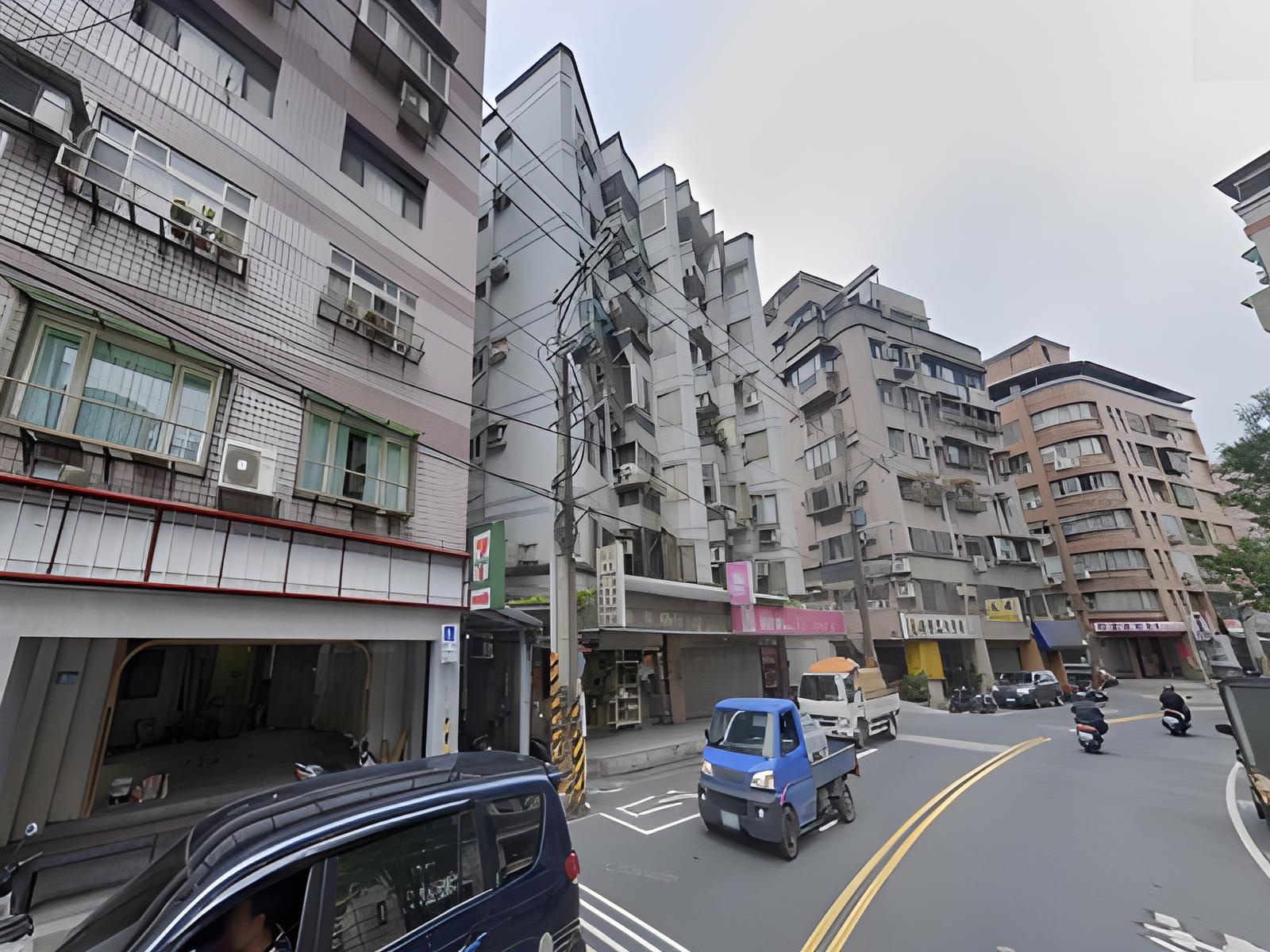 金龍國小【明湖培園】明峰街8號4樓 法拍屋照片5