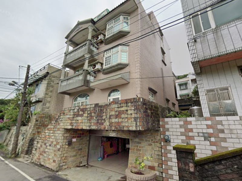 新興高中【青井澤】永豐路360巷18號 法拍屋照片1