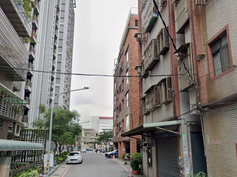 桃園車站【源芳庭】有車位南京街11號2樓2 法拍屋照片2